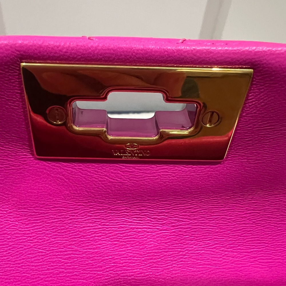 Authentic Valentino Hot Pink Quilted Mini Shoulder Bag with Studs - Picture 6 of 11